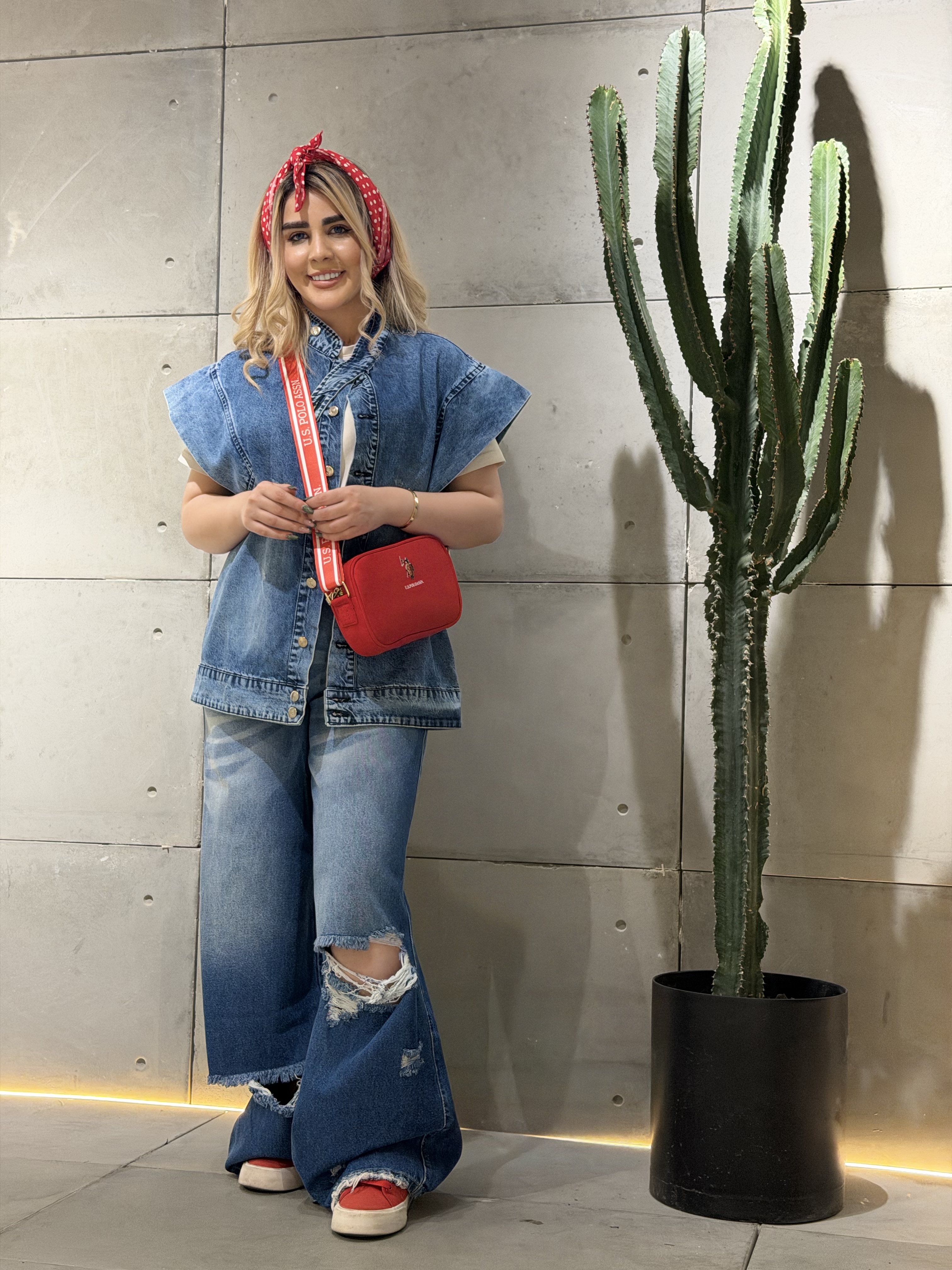 ست وست و شلوار زاپدار جین